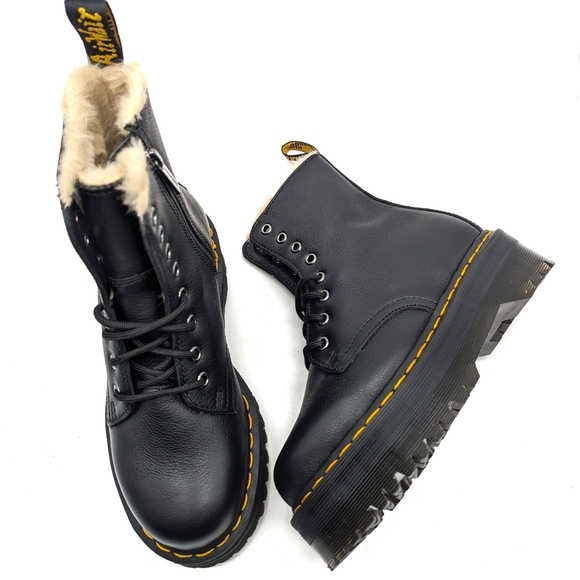 NWOB DR. MARTENS Jadon FL 8 Eye Boots - Picture 3 of 14